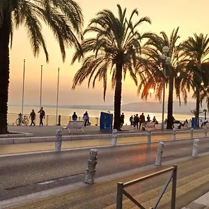 Le Grand Bleu Nice
